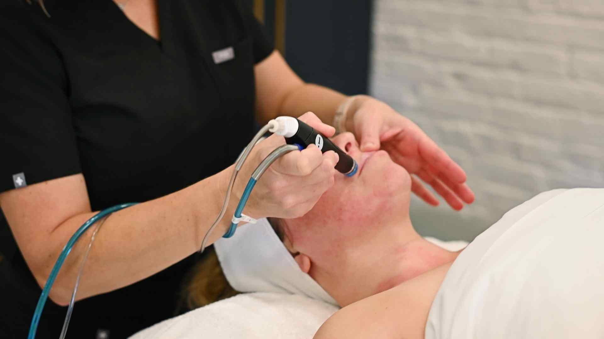 woman-getting-hydrafacial